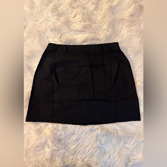 Hyfve black cargo mini skirt size: Large - Picture 3 of 4